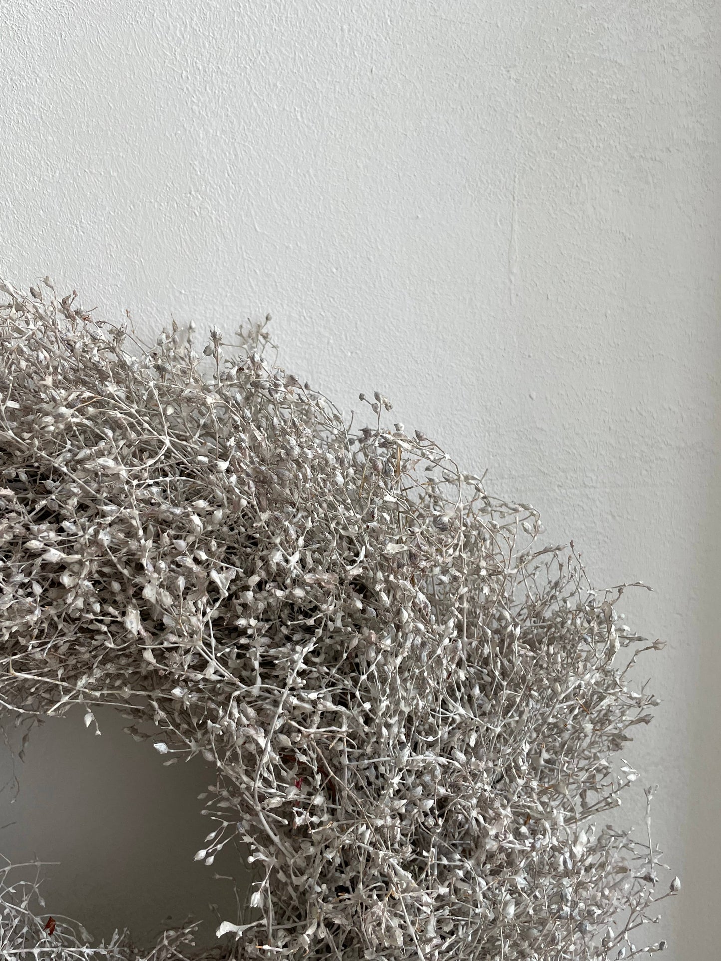 Gypsophilia Wreath - Silver