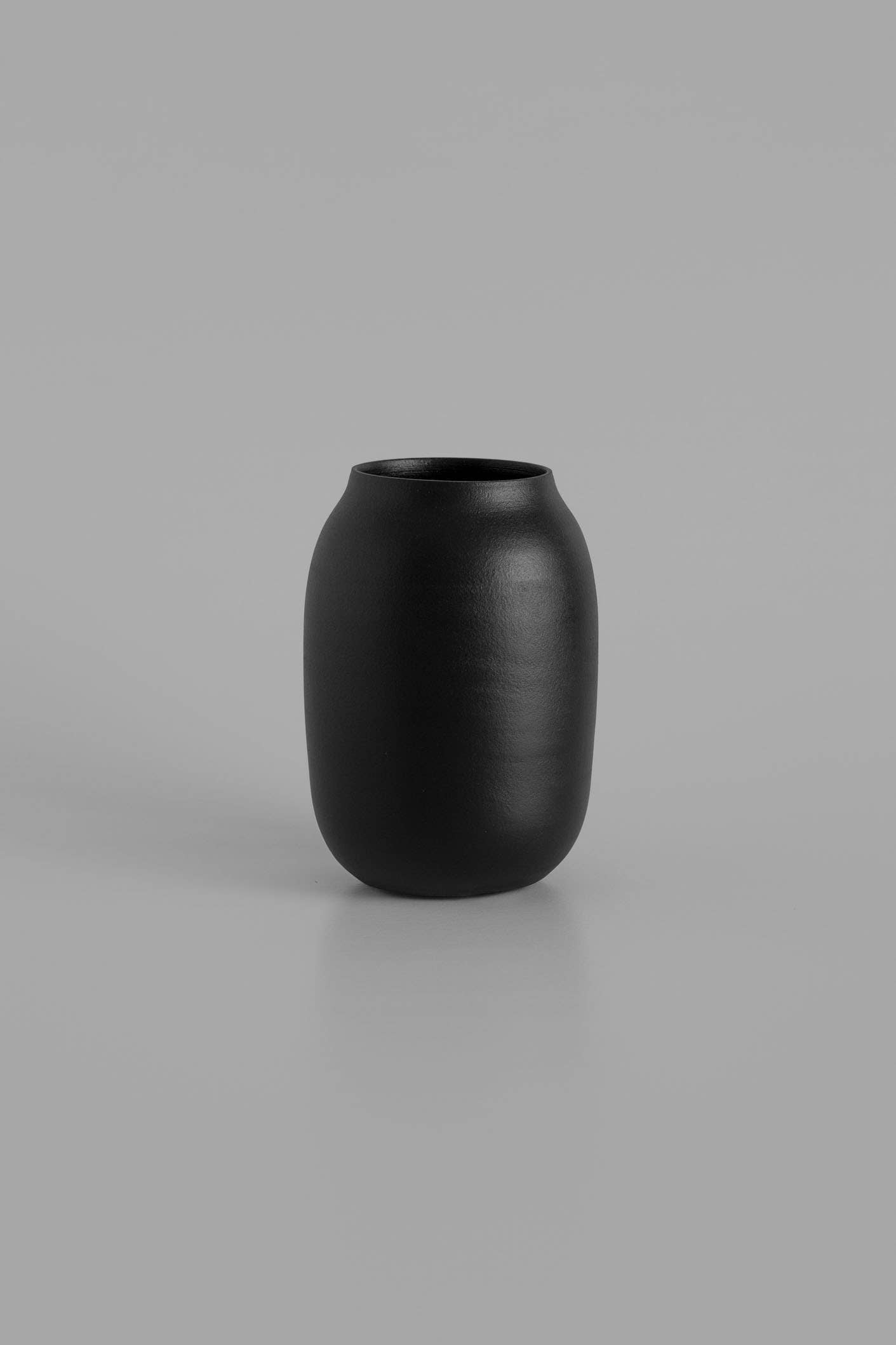 The Island Collection 03 - Black Vase