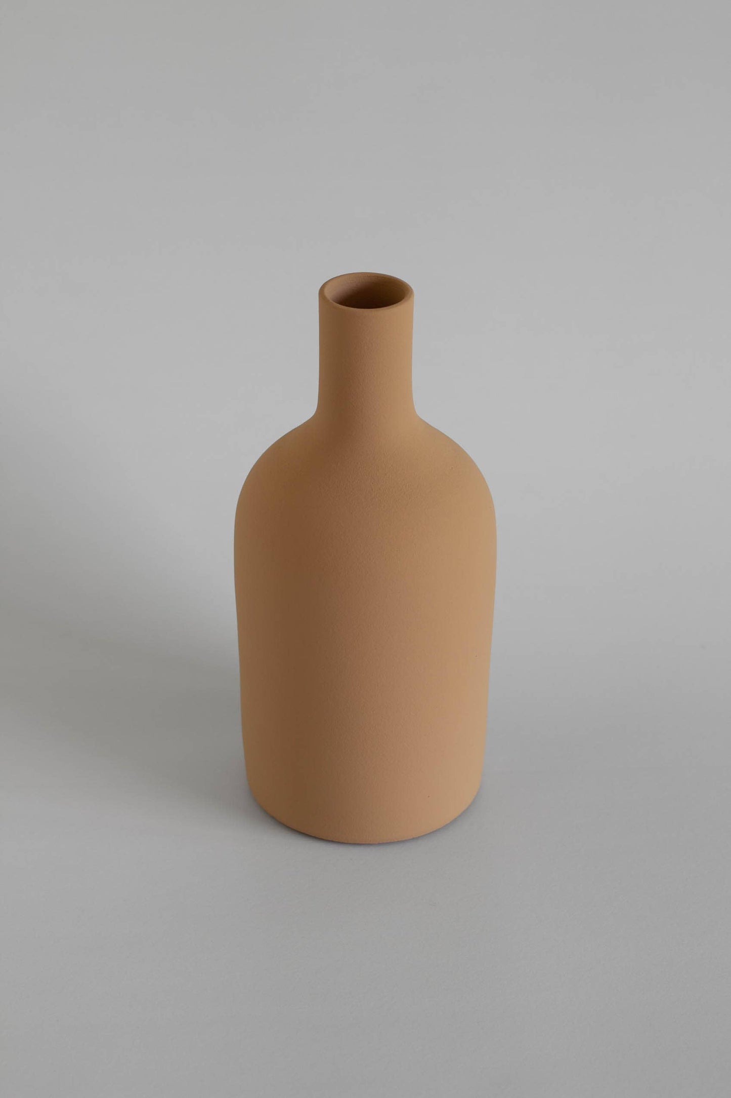 Peach Ceramic Vase - Blanc 02