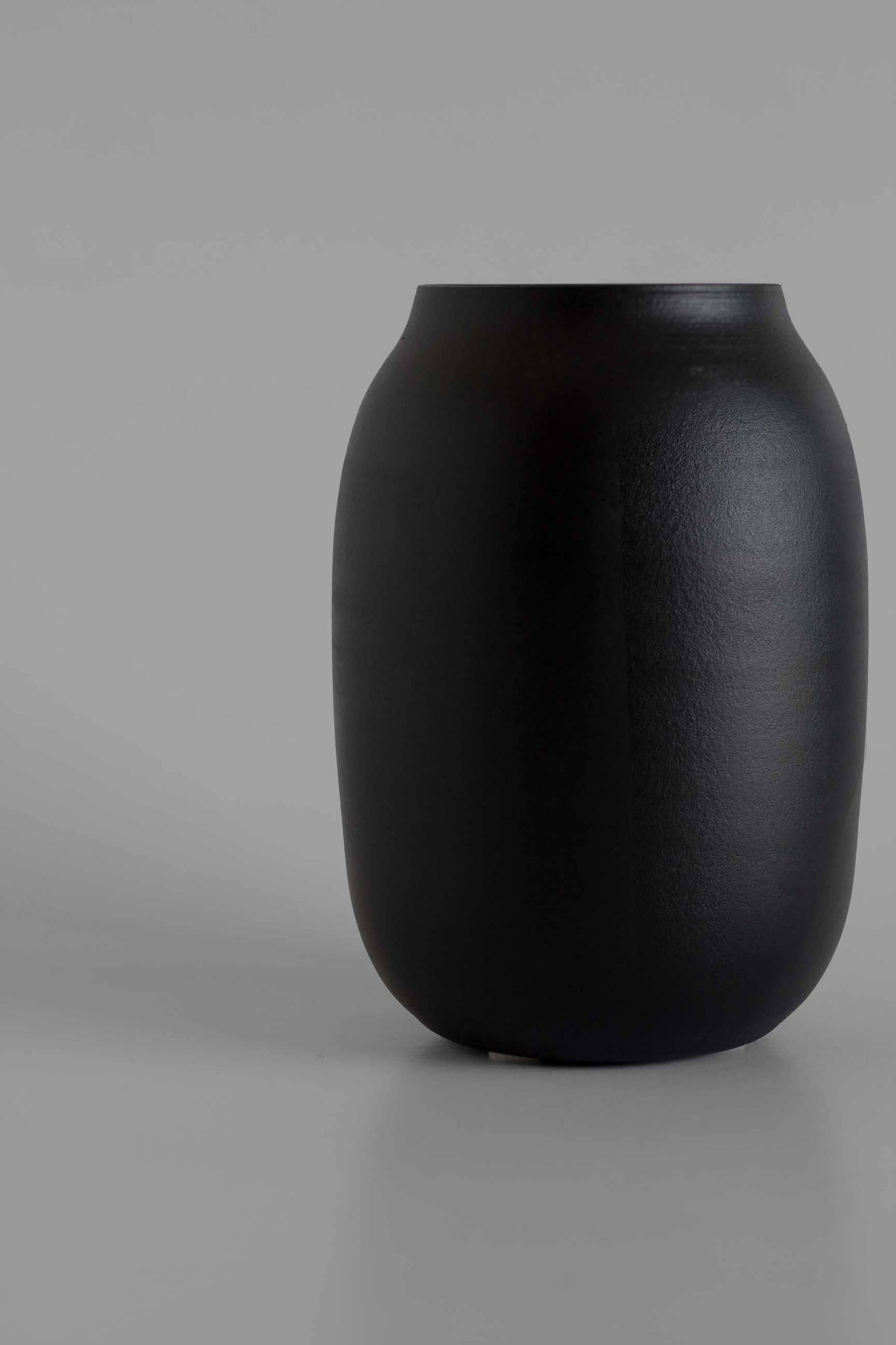 The Island Collection 03 - Black Vase